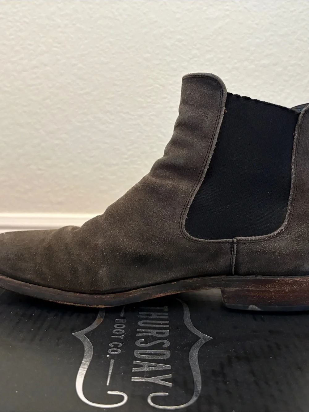 Men's Black Suede Chelsea Boots